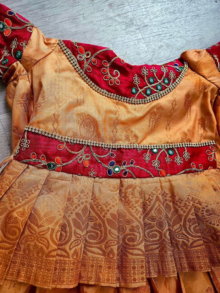 Robe indienne bollywood fille 5ans mariage soirée cérémonie fête anniversaire pavadai Sattai neuf orange rouge doré - photo numéro 2