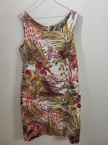 Robe estivale imprimé tropical