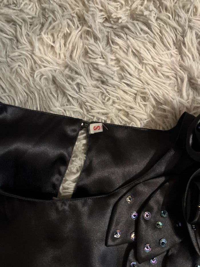 Haut noir de soirée - photo numéro 3