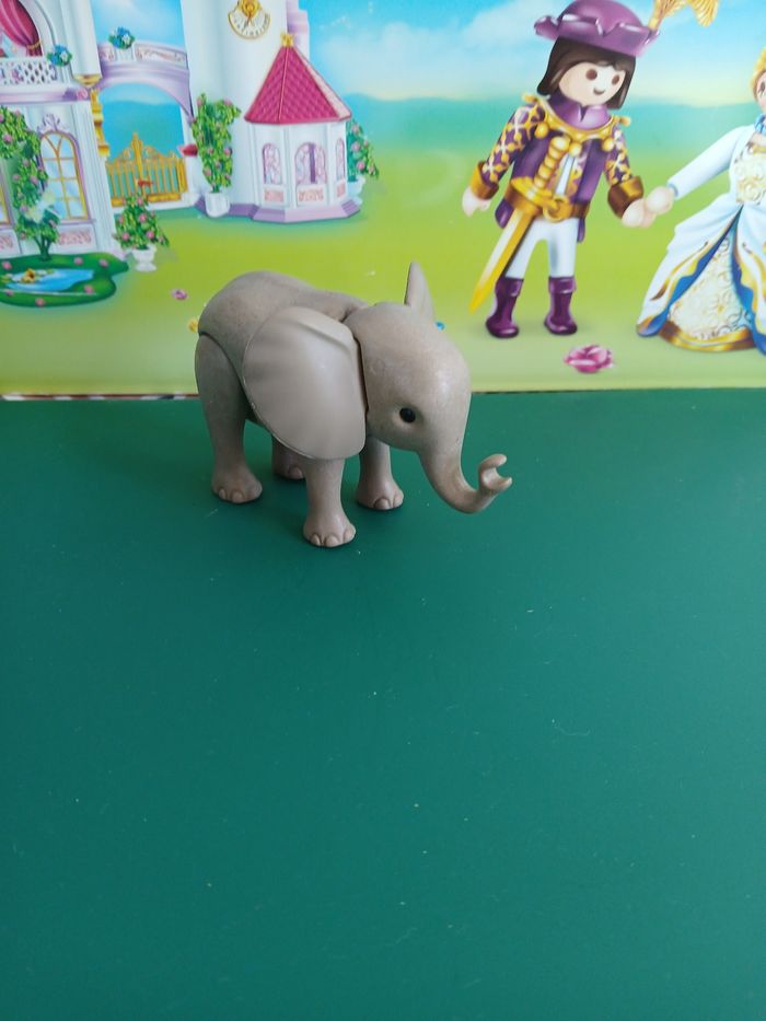 Playmobil Éléphanteau - photo numéro 2
