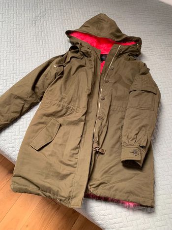 Parka neuve toute douce et chaude