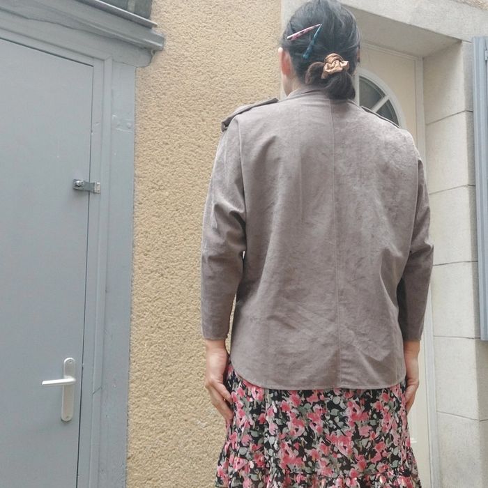 Haut style militaire vintage pour s/m - photo numéro 4