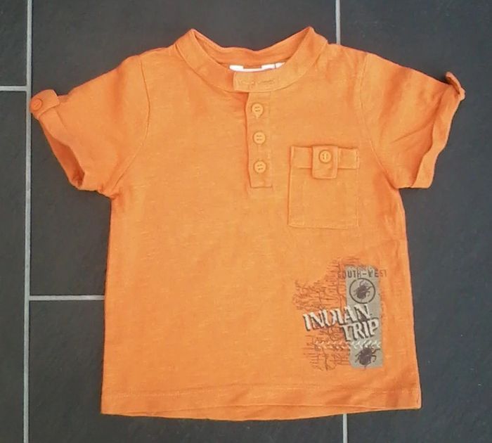 Magnifique chemise orange col mao garçon 18 mois