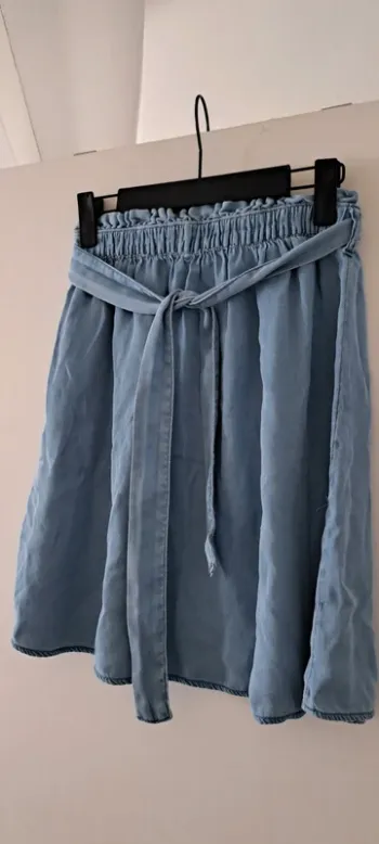Jupe fluide,couleur jeans, Kiabi, taille S