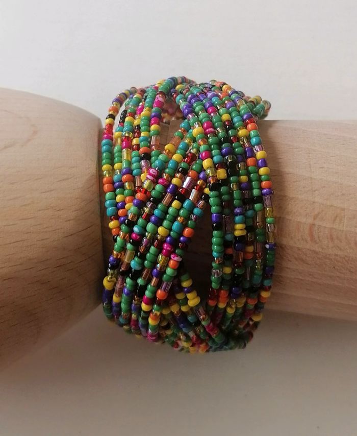 Bracelet perles de verre multicolore entrelacés - photo numéro 2