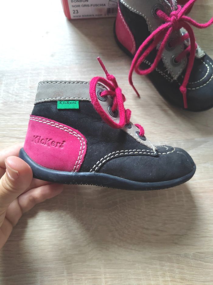 Kickers taille 22 bonbon noir gris fushia ☺️ très bon état général #kickers #kickersfille - photo numéro 4