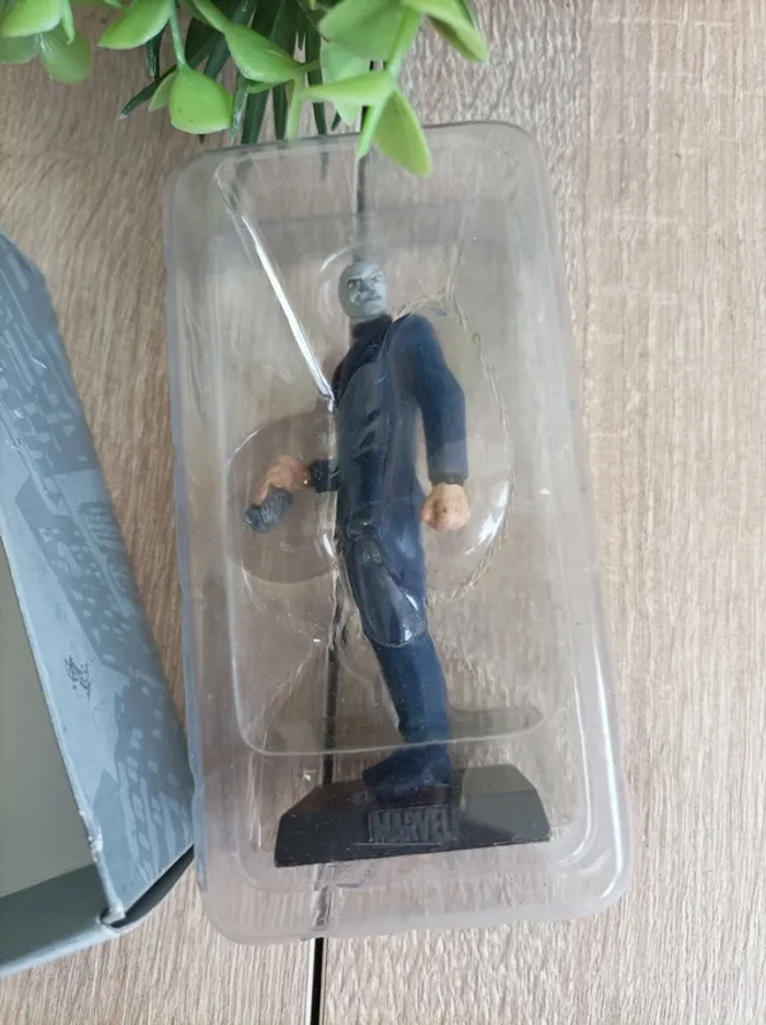 Figurine Marvel Chameleon Eaglemoss Super Héros - photo numéro 2