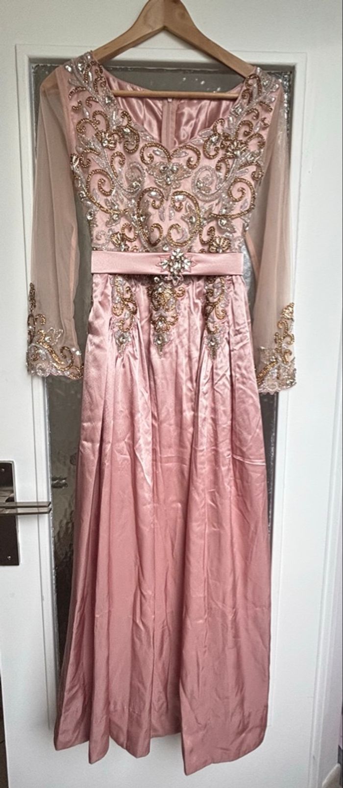 Robe de soirée - photo numéro 2