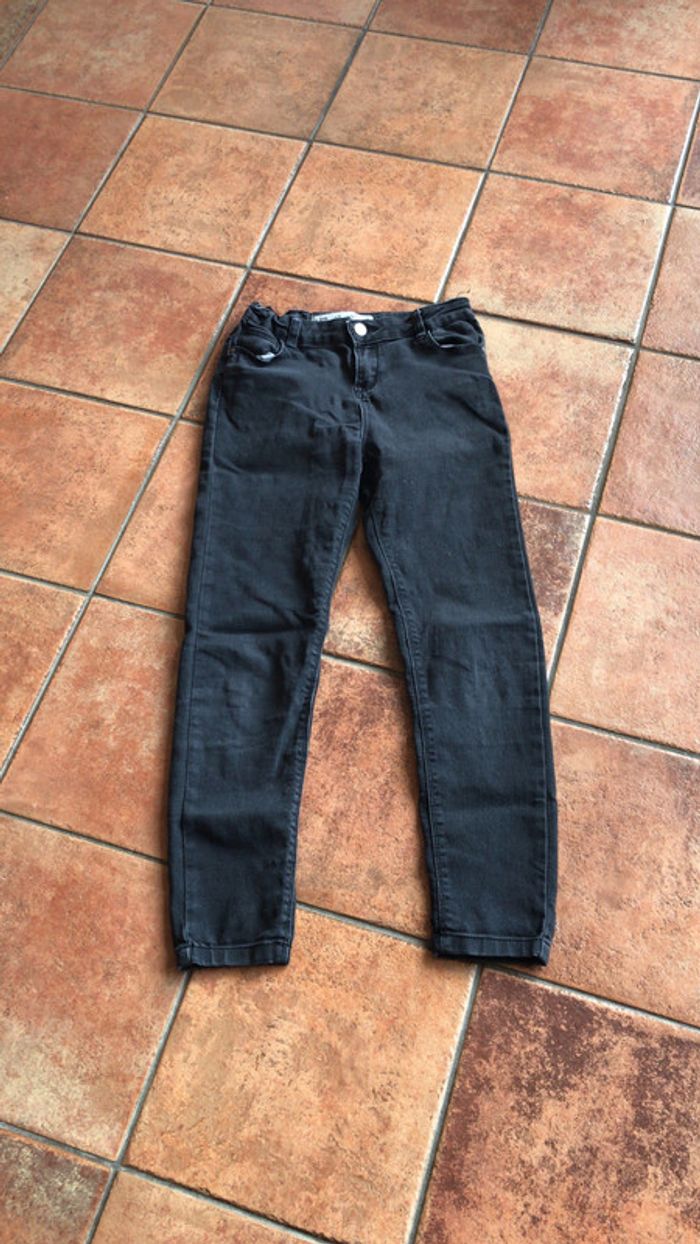 Primark jean taille 9/10 ans