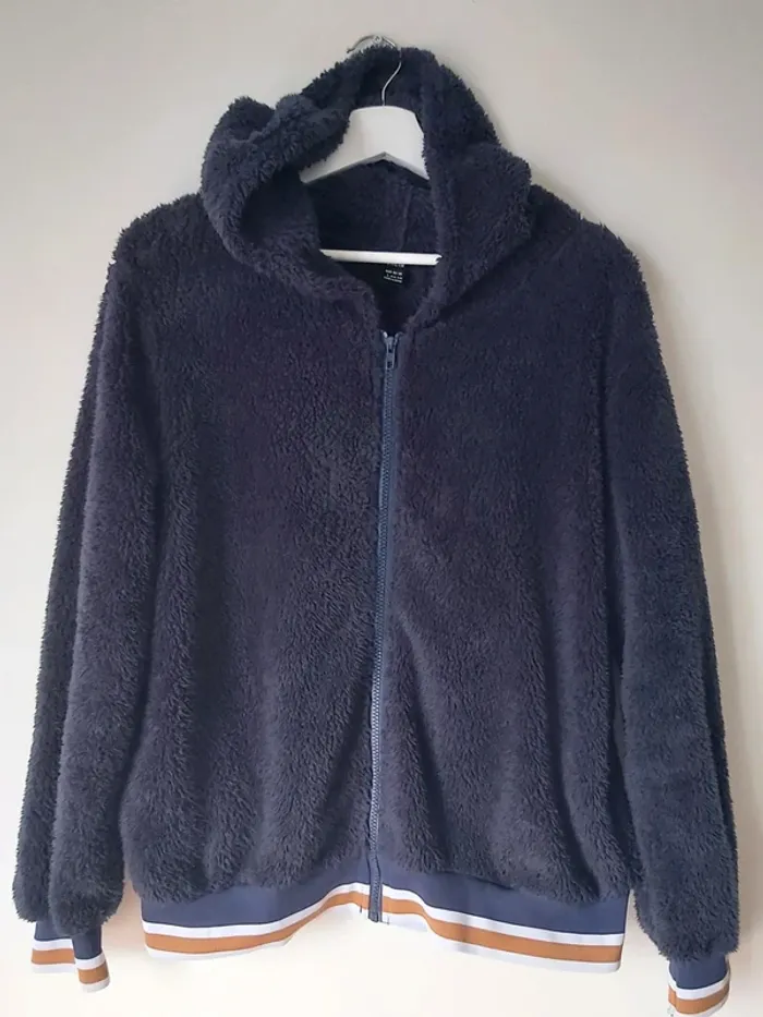 Blouson bleu marine tout doux