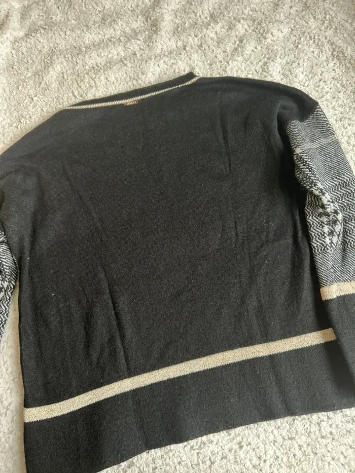 Pull bicolore - photo numéro 3