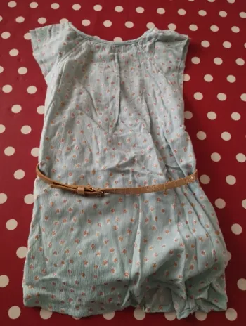 Robe courte bleu clair