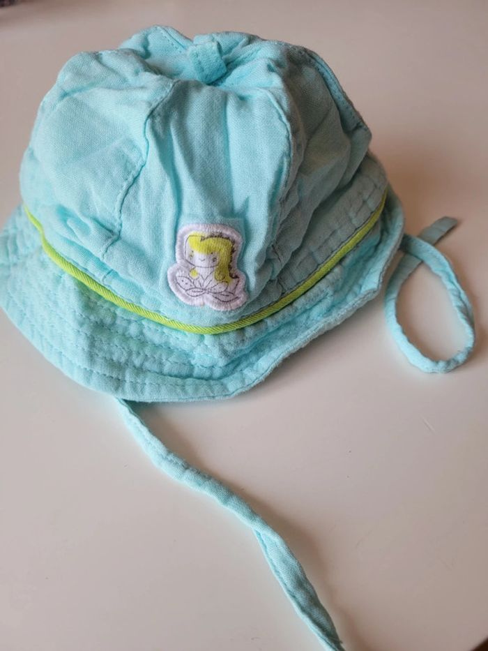 Chapeau 0/3 mois