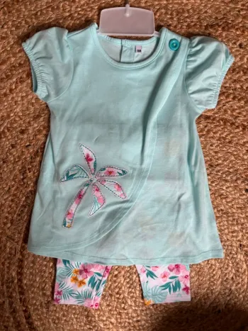 Tenue ensemble 2 pièce tunique legging court 18 mois neuf