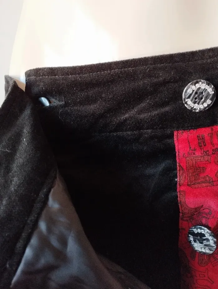 Jupe Desigual effet velours taille 40 - photo numéro 3