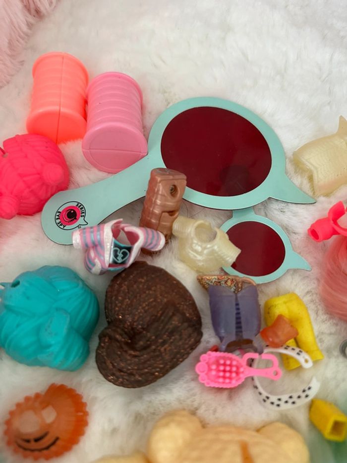 Lot poupées LOL et accessoires - photo numéro 11