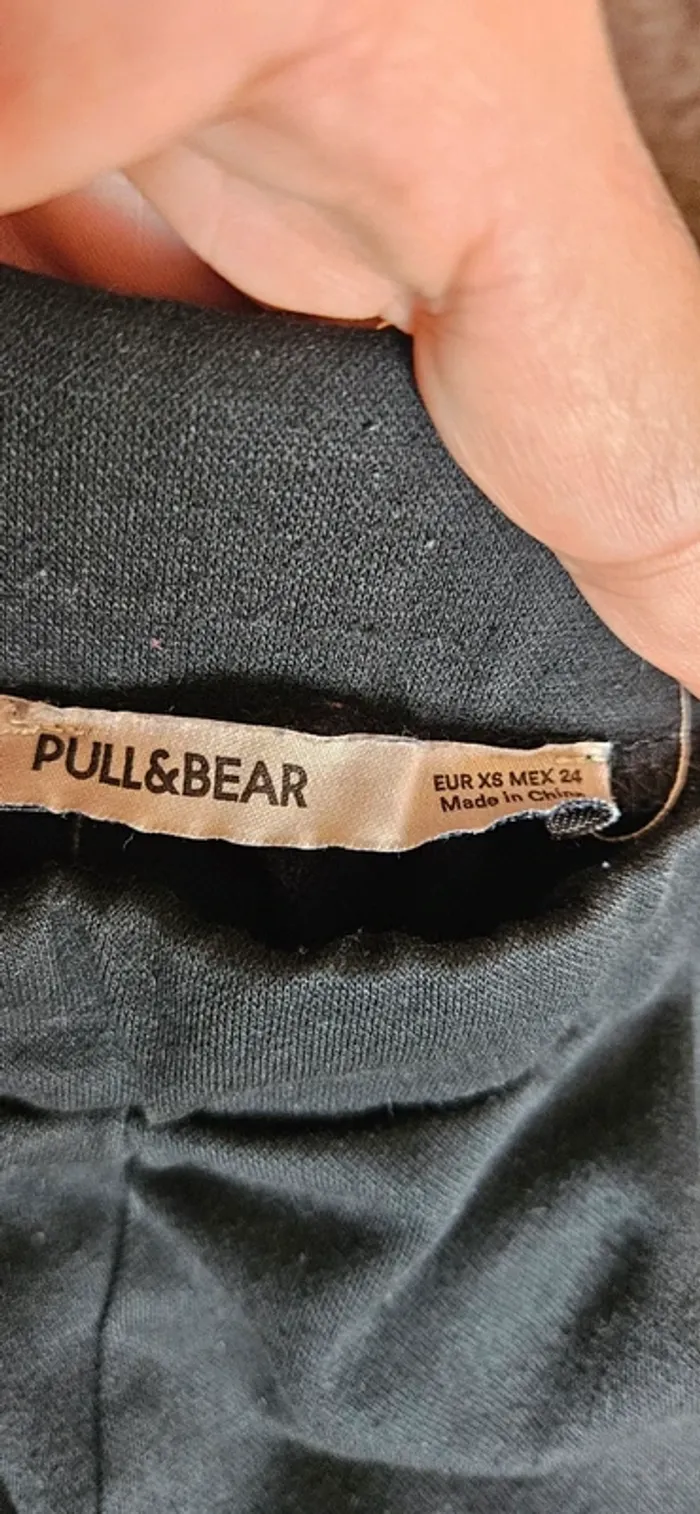 Superbe pantalon habillé Pull&Bear, taille XS. Coupe ajustée, - photo numéro 5
