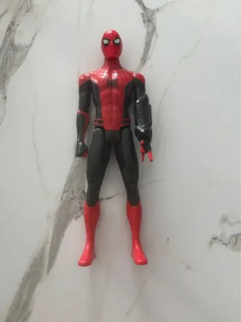 Figurine black Spiderman titan heroes 30cm