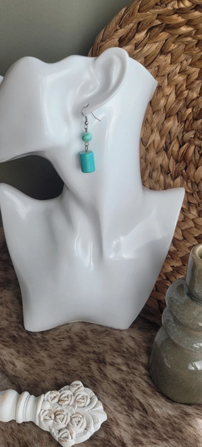 Jolie boucles d'oreilles turquoise - photo numéro 3