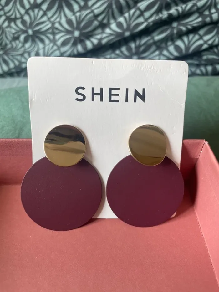 Boucles d’oreilles bordeaux SHEIN