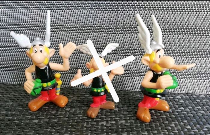 2 figurines Astérix