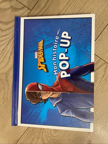 Livre Pop Up Spiderman