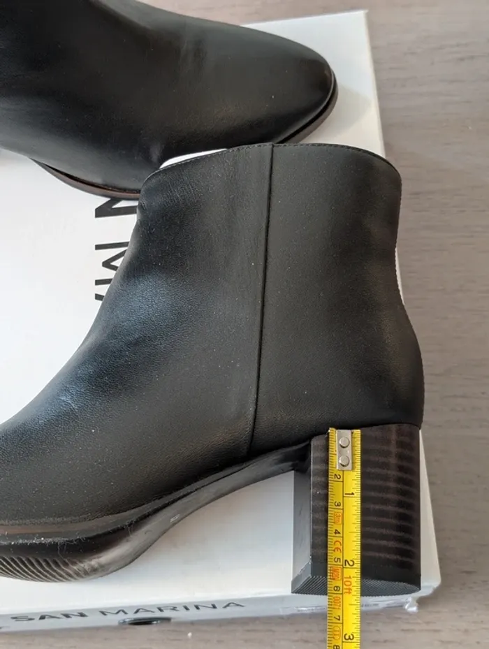 Bottines à talons San Marina en cuir Noir - Taille 41 -
Neuf - photo numéro 4
