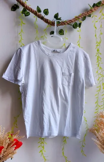 T-shirt Zara – M – Blanc – État : Excellent