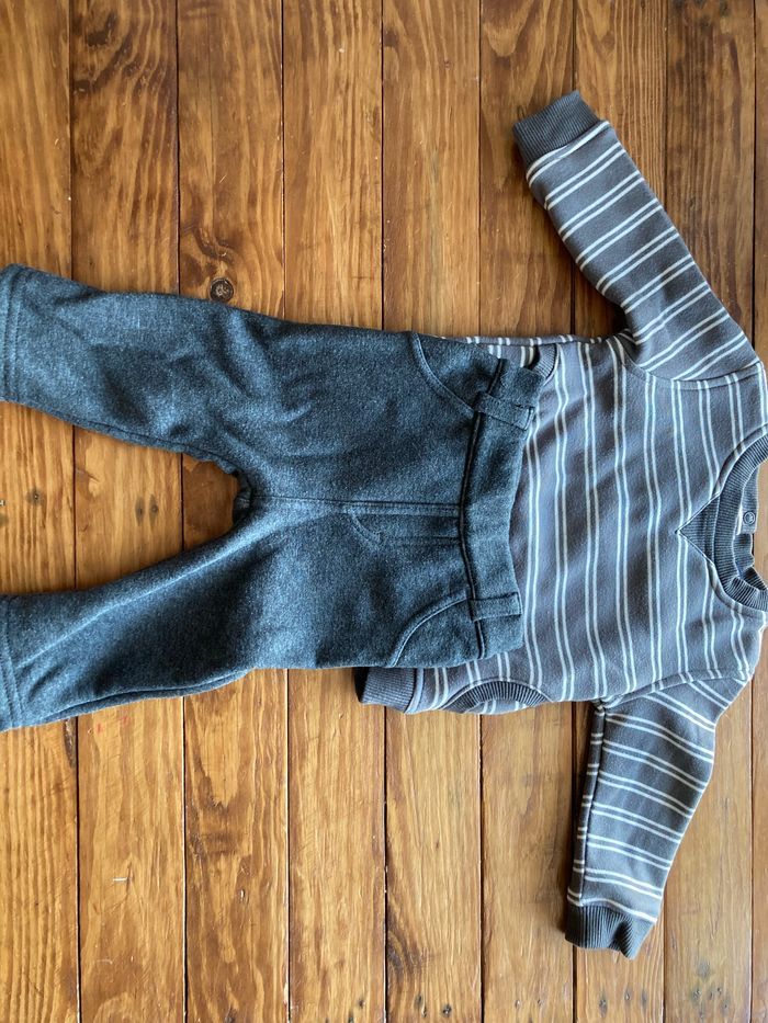 Lot ensemble bébé 6 mois