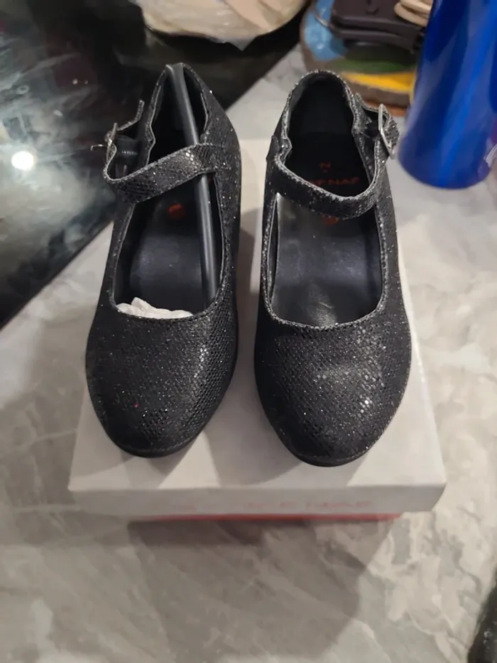 Chaussures noires paillettes - photo numéro 4