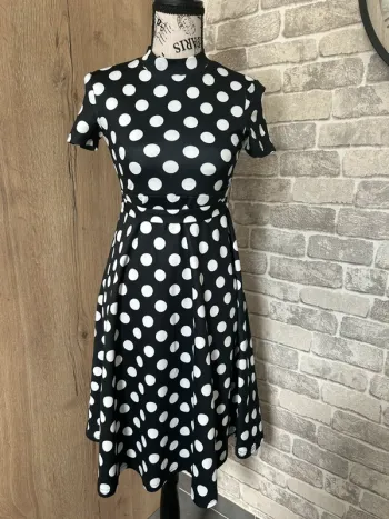Robe rétro pin-up taille 34
