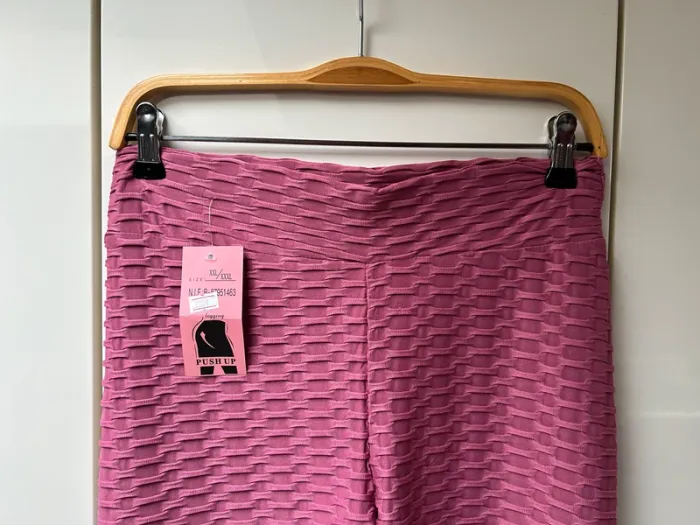 Gaine sculptante rose Push up Huafeng neuve - Taille 44/46 - photo numéro 2