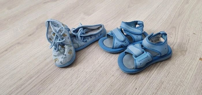 Sandales de plage et chausson