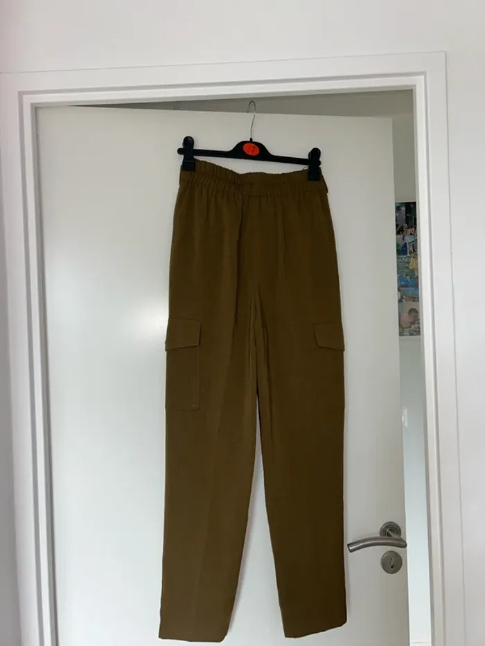 Pantalon kaki Primark taille 34 - photo numéro 3