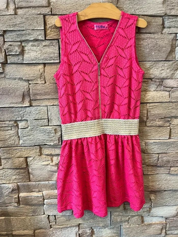 Jolie robe 134-140 cm 9-10 ans