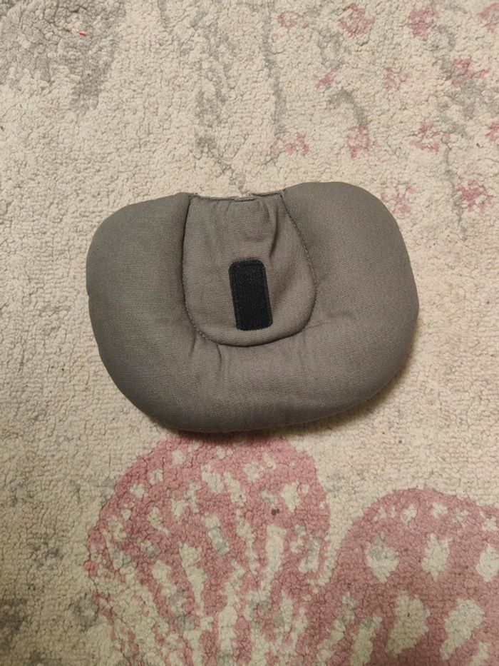 Coussin réducteur nouveau né