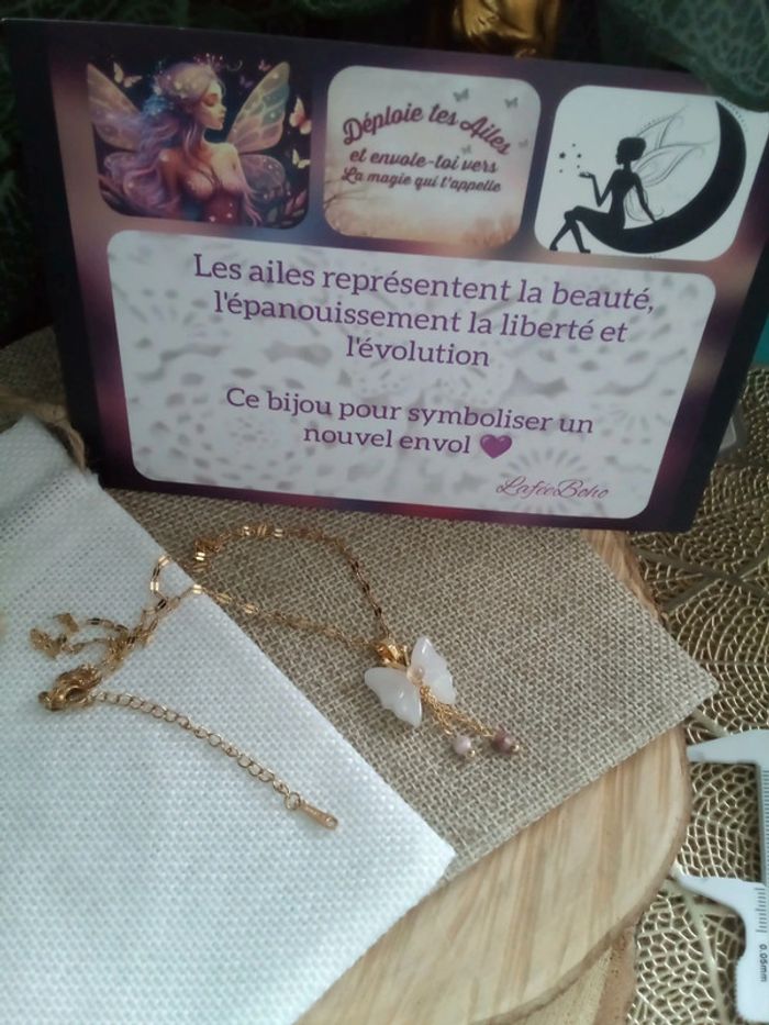 Collier papillon en pierres de jade blanc et rhodochrosite - photo numéro 5