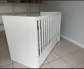 Lit à barreaux Ikea, evolutif