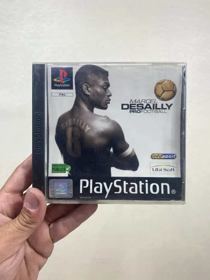 🎮 PlayStation 1 – Marcel Desailly Pro Football (PAL FR)