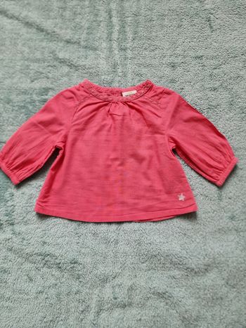Très jolie blouse 3 mois