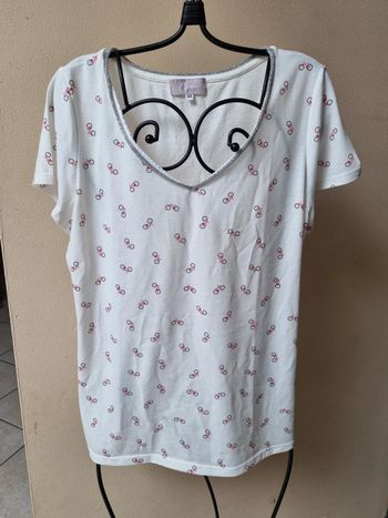 T-shirt blanc col argenté avec vélos