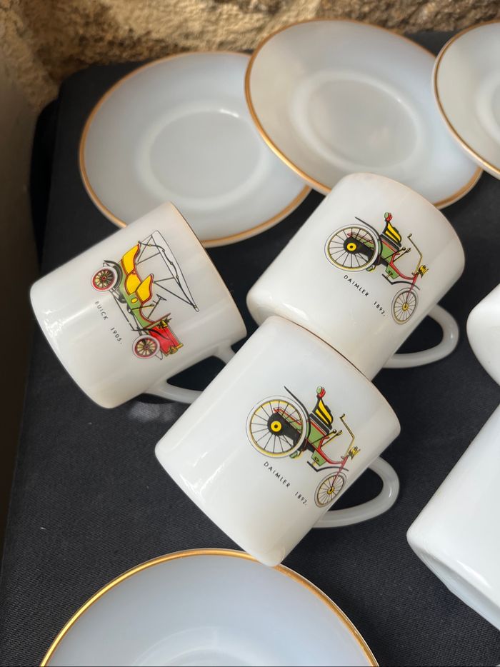 Magnifique lot de 6 tasses et 6 sous tasses à cafe Arcopal Vintage - photo numéro 8