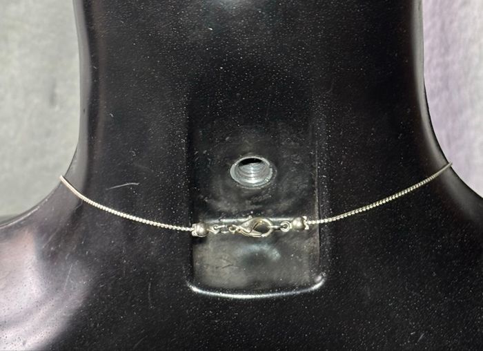 🦋Sautoir argenté et bleu – Élégance moderne - photo numéro 6