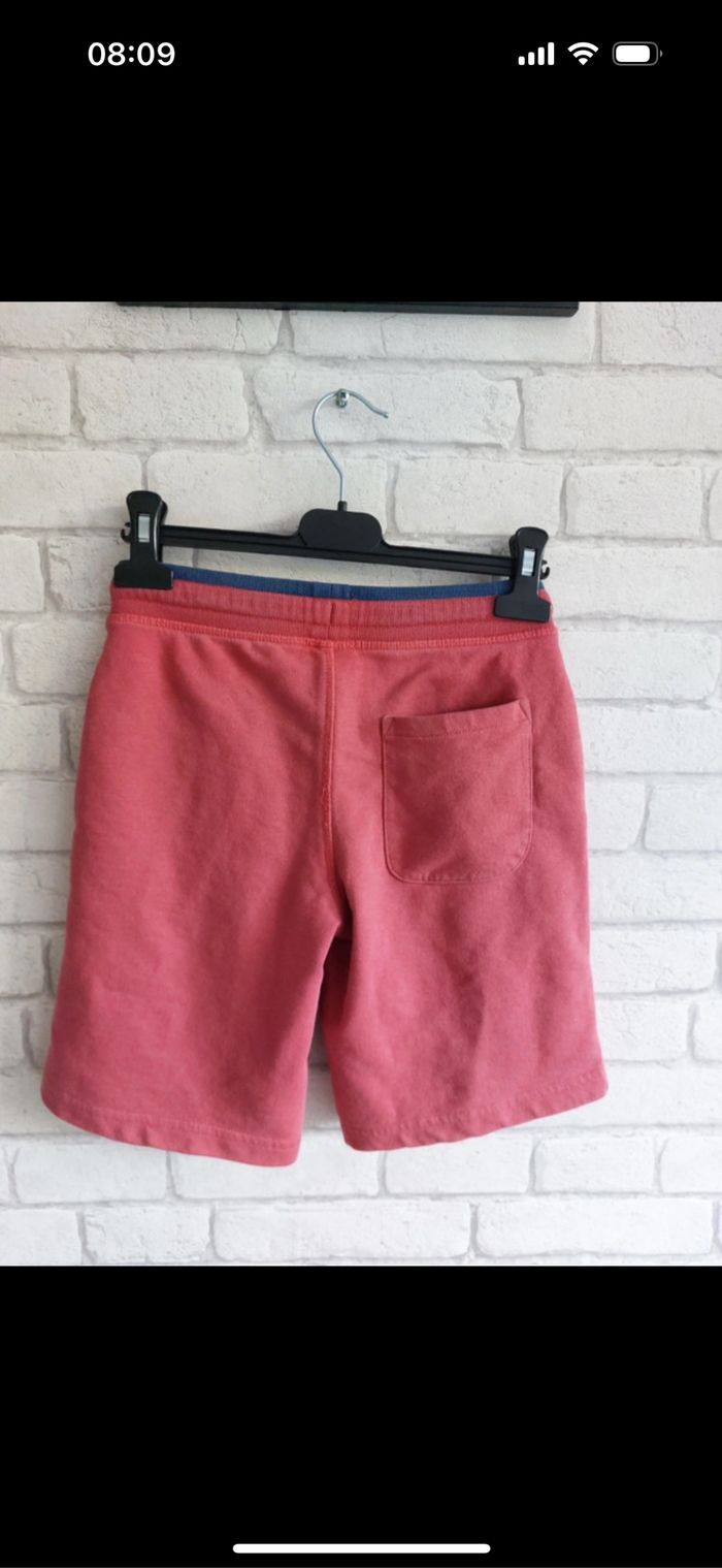 Short C&A taille 10 ans - photo numéro 2
