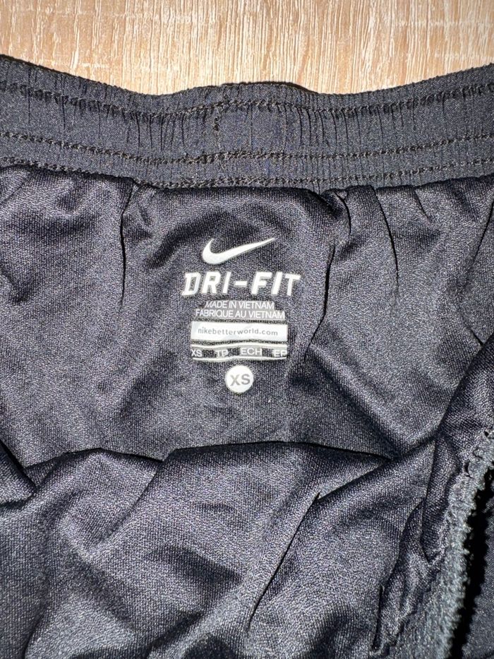 Short Nike Running – Taille XS - photo numéro 2