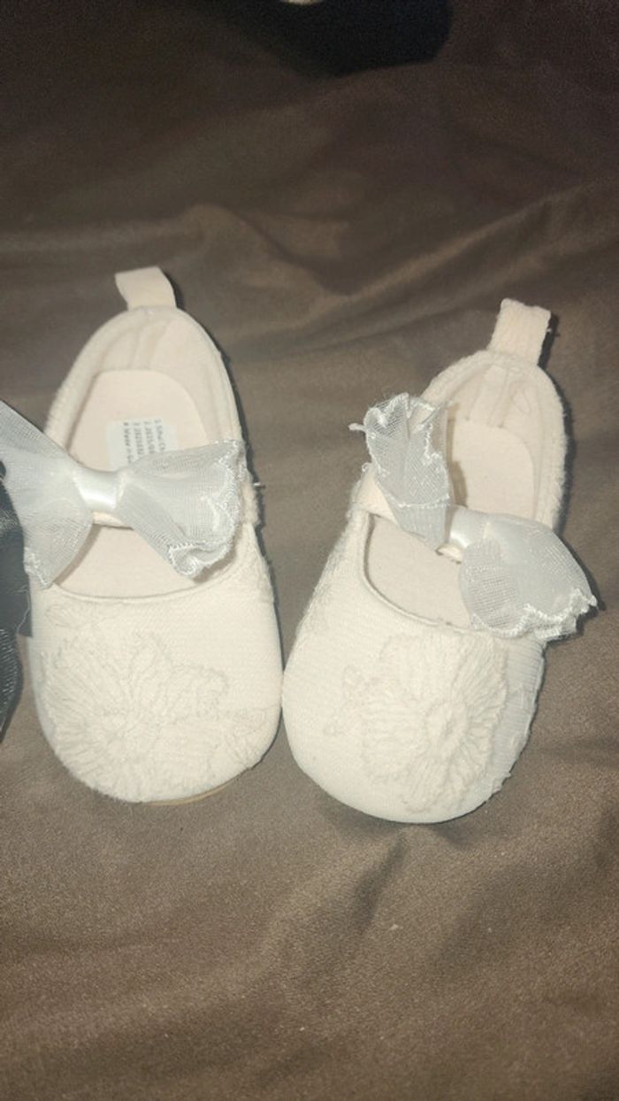 Chaussure bébé - photo numéro 4