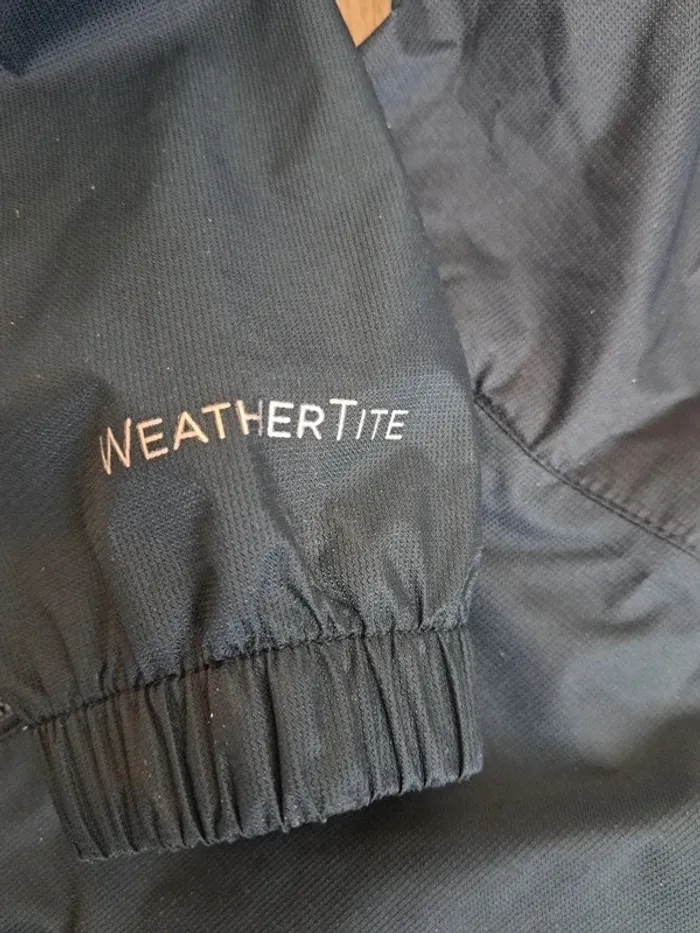Veste contre la pluie - photo numéro 4