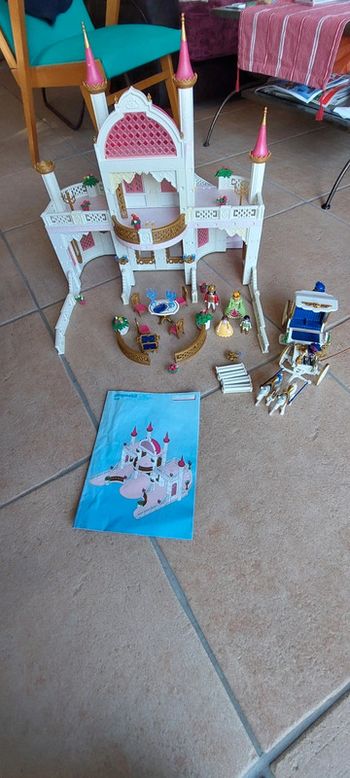 Château de princesse et diligence playmobil