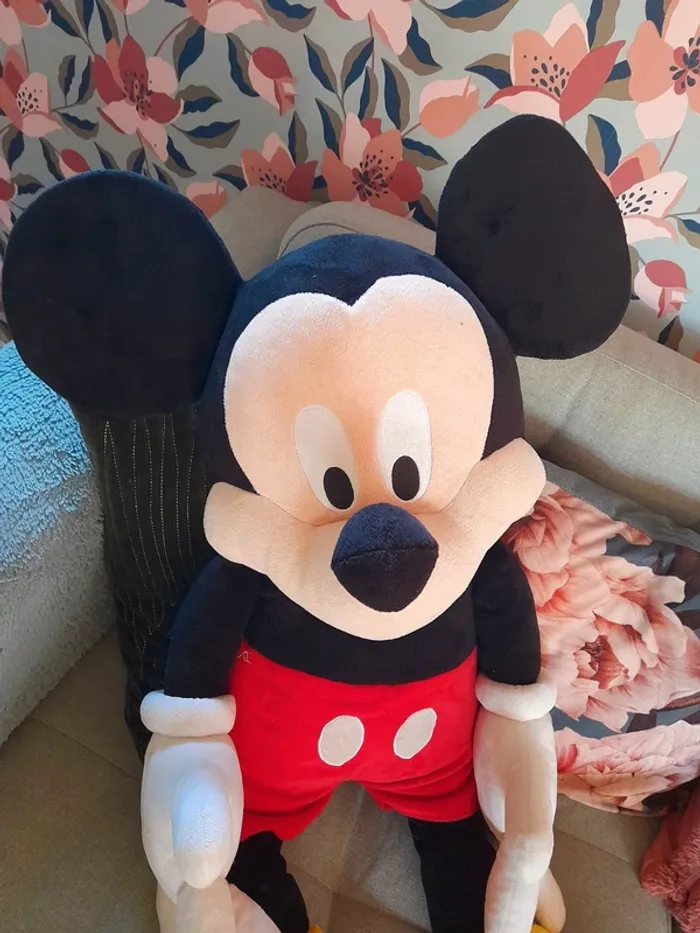 Peluche Mickey XXL - photo numéro 2