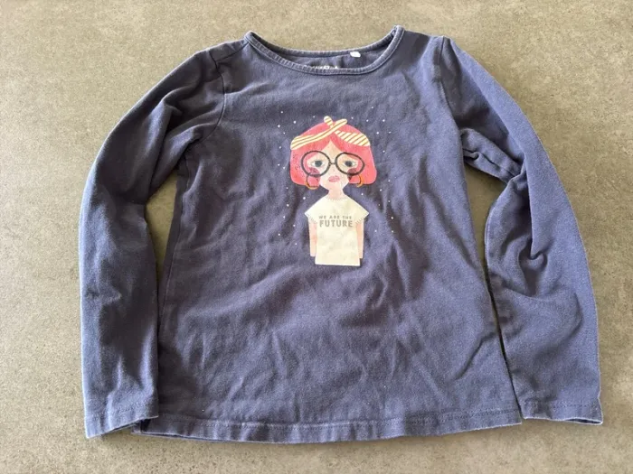 TEE shirt